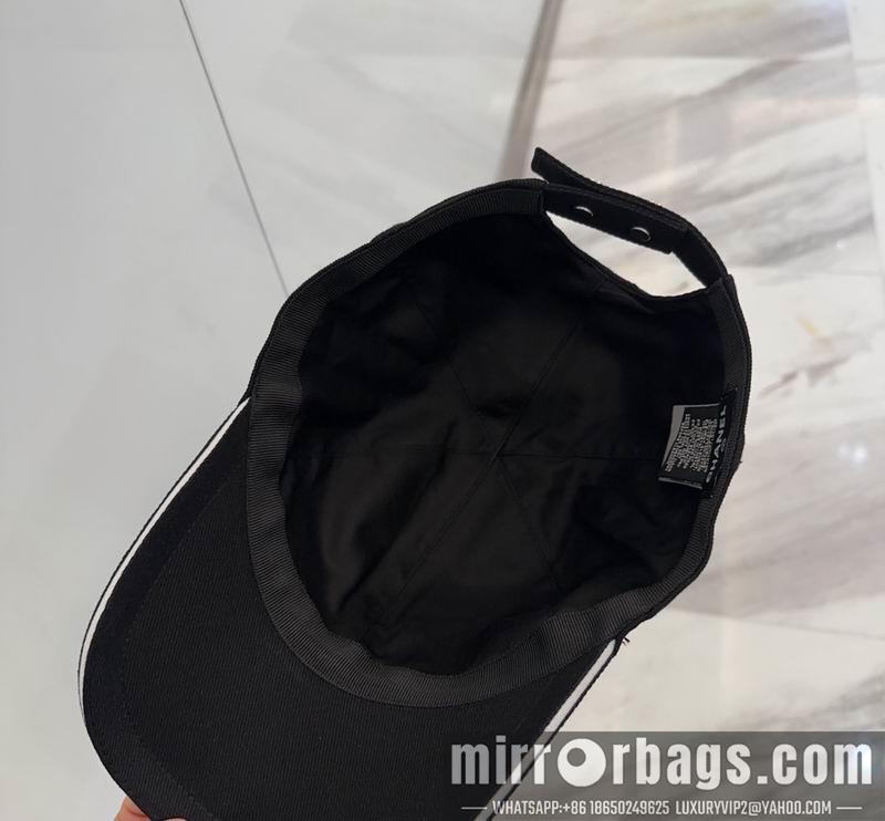 Chanel Hat dx40