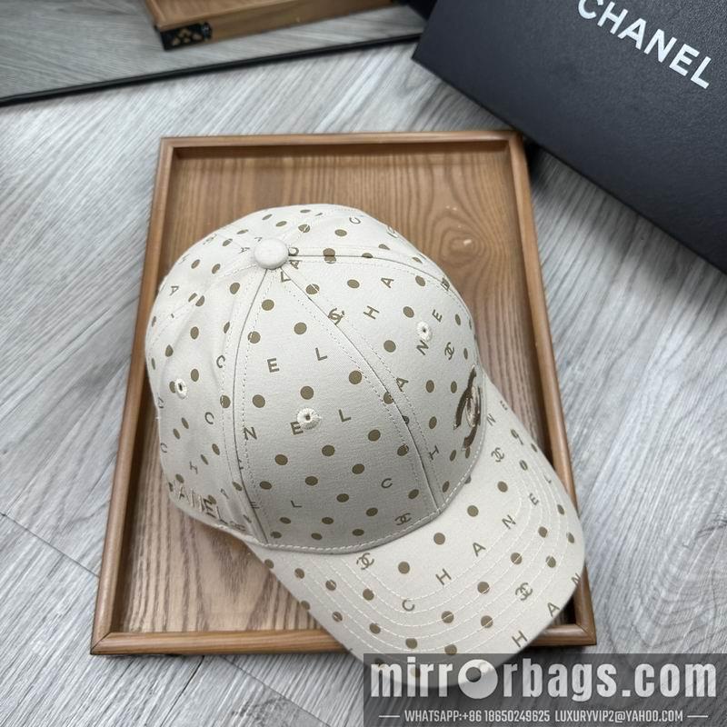 Chanel Hat dx40