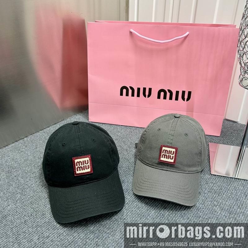 Miumiu Hat dx71