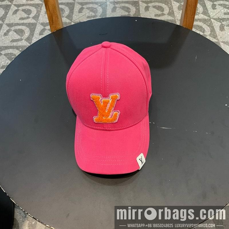 LV Hat 072303