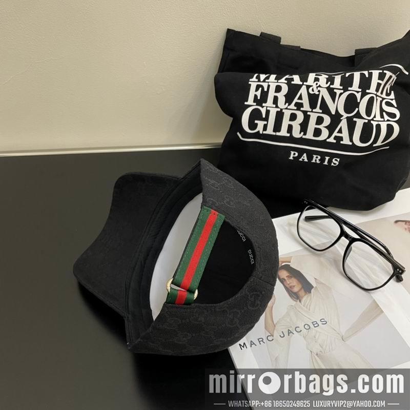 Gucci Hat dx30