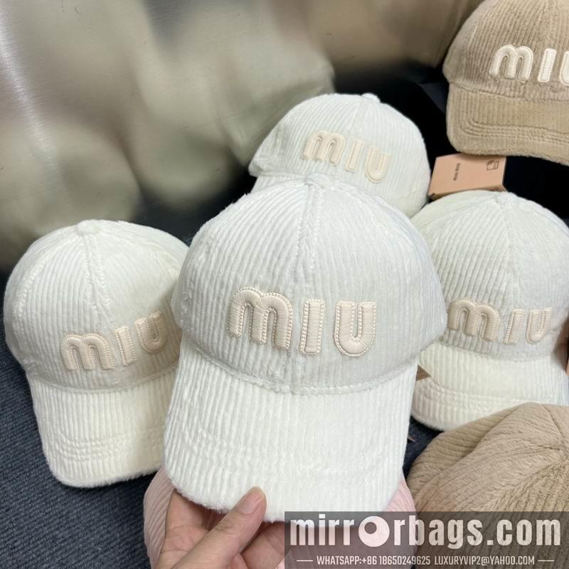 Miumiu Hat dx84