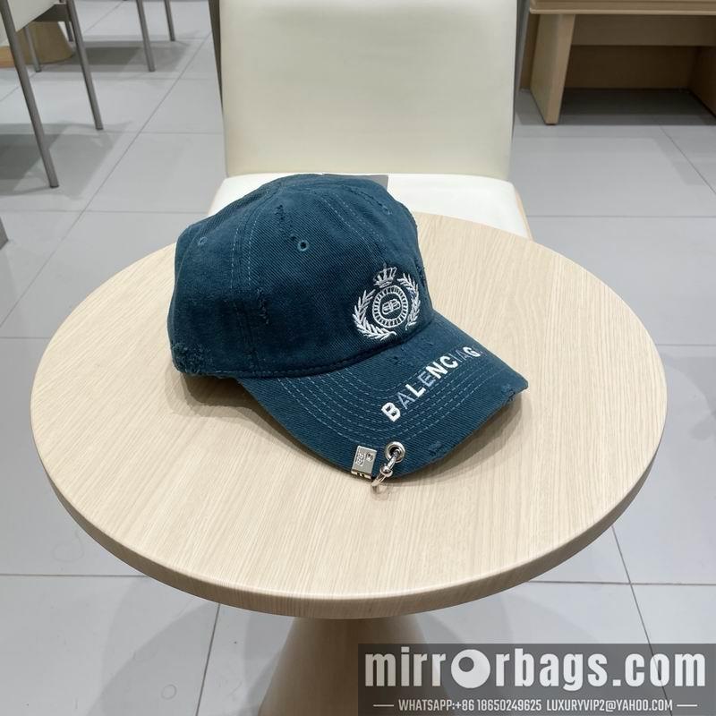 Balenciaga Hat 032001