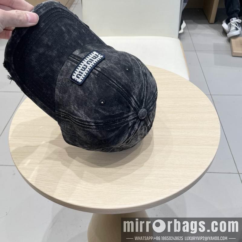 Miumiu Hat 040201