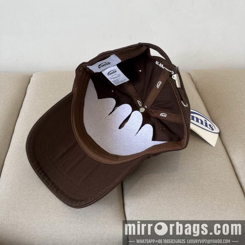 Emis Hat dx07