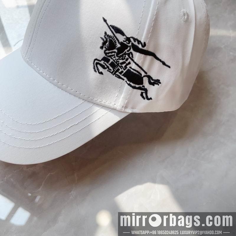 Burberry Hat 041702