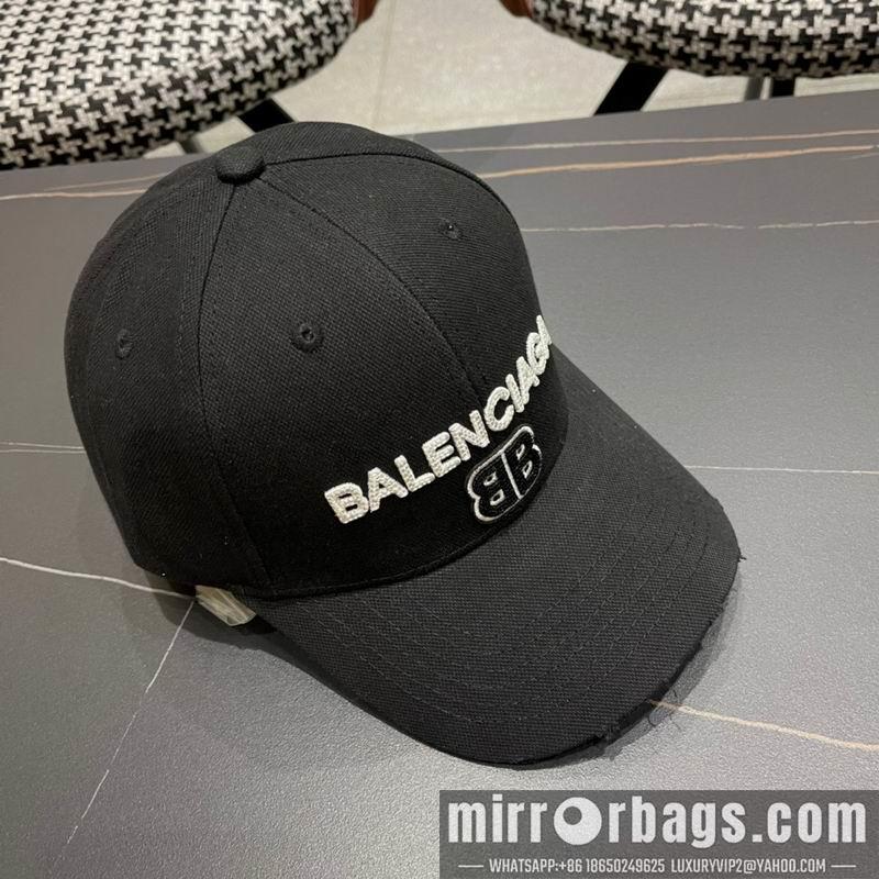 Balenciaga Hat 072202