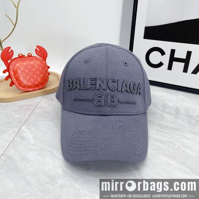 Balenciaga Hat dx03