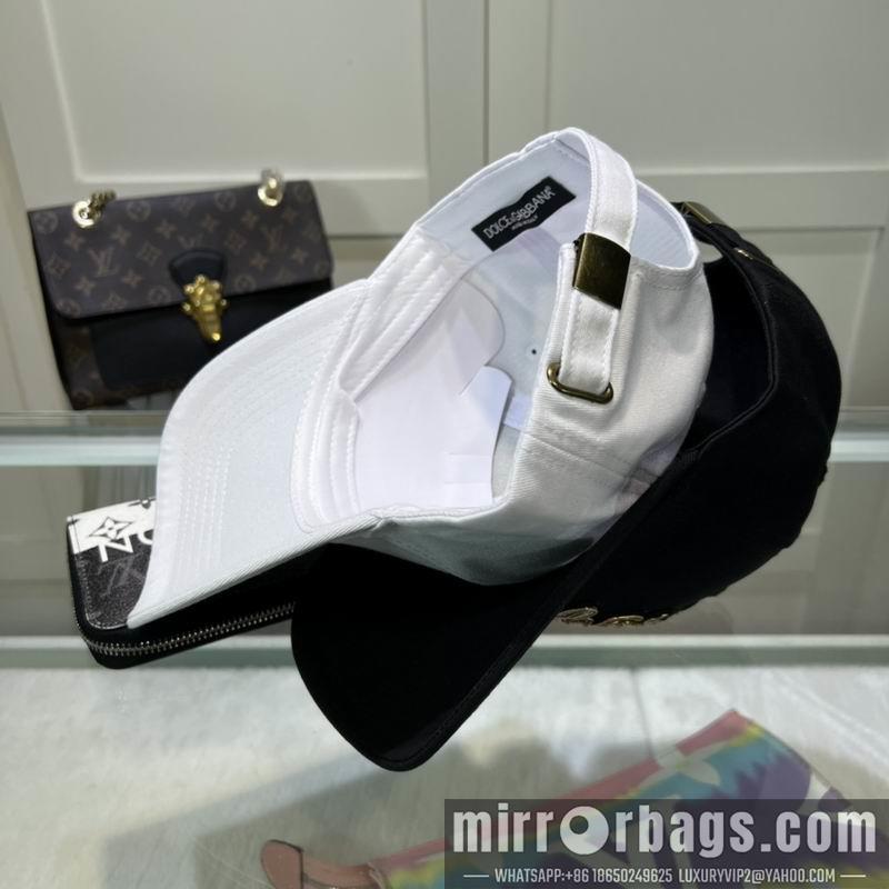 DG Hat dx02
