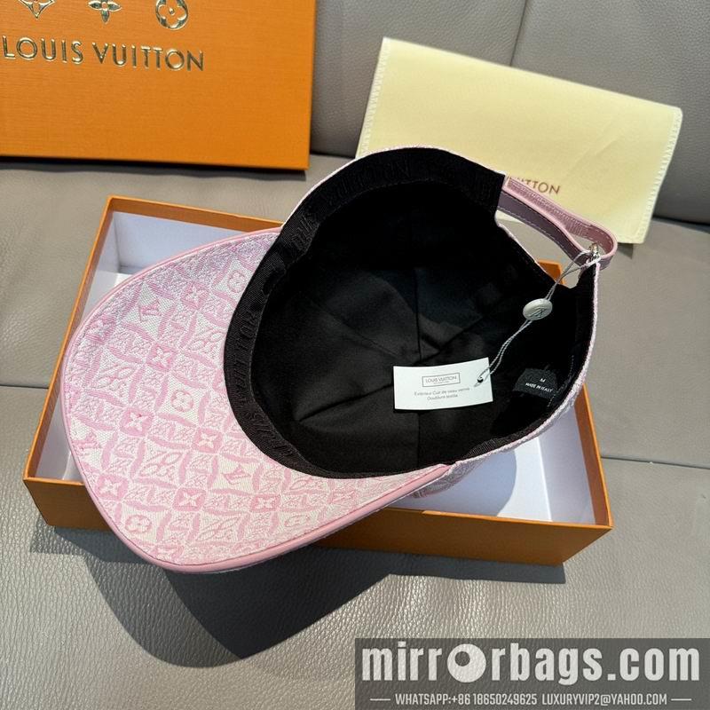 LV Hat dx121
