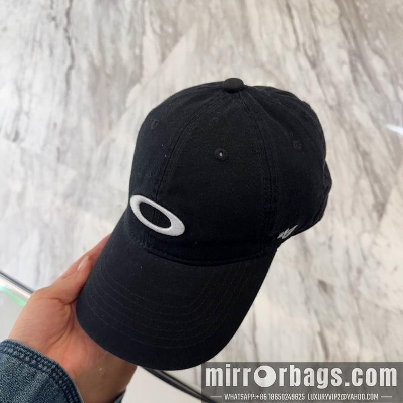 Balenciaga Hat dx51