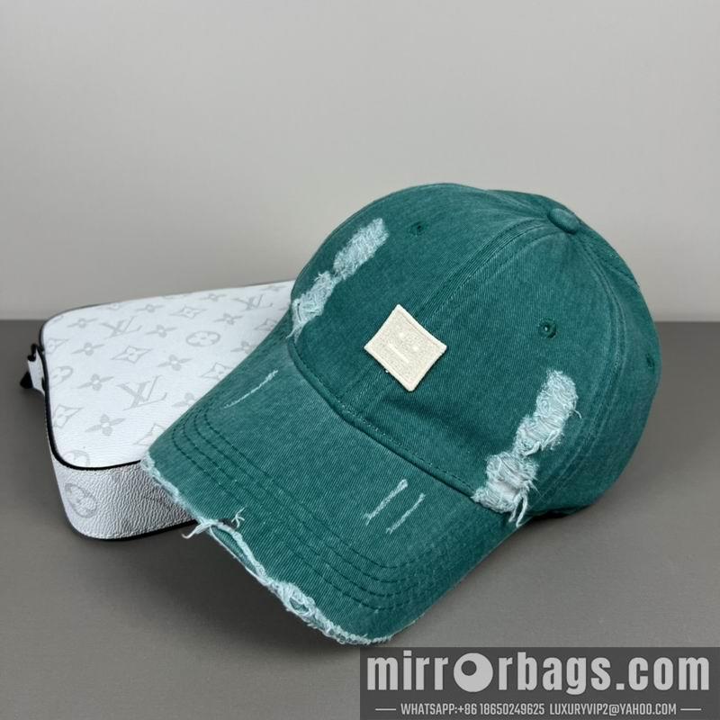 Acne Hat dx18