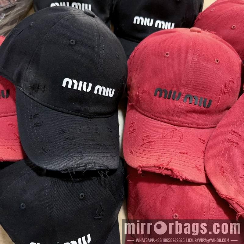 Miumiu Hat dx81