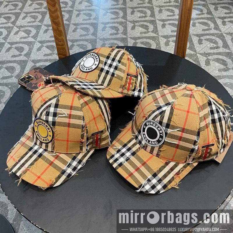 Burberry Hat 030717