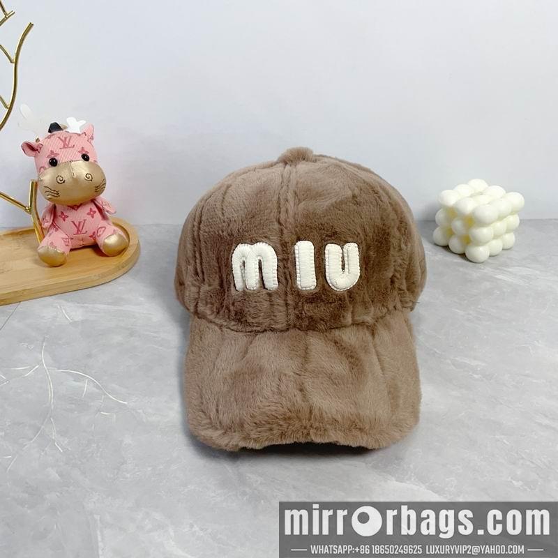 Miumiu Hat dx68