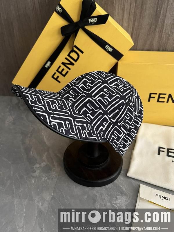 Fendi Hat dx60