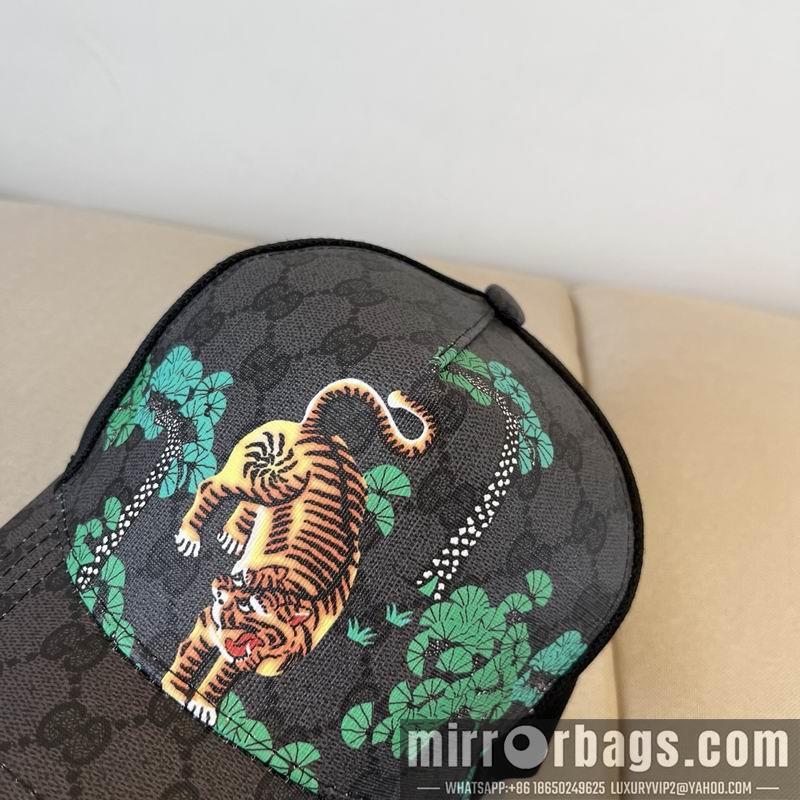 Gucci Hat dx37