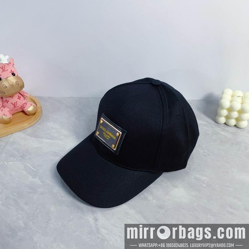 DG Hat dx15