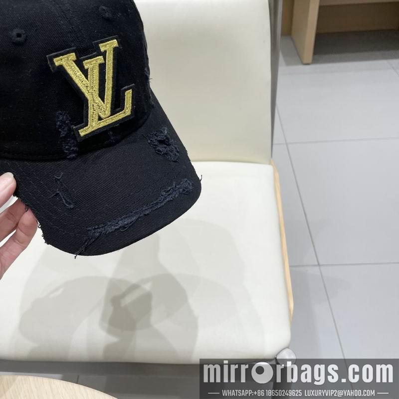 LV Hat 021004