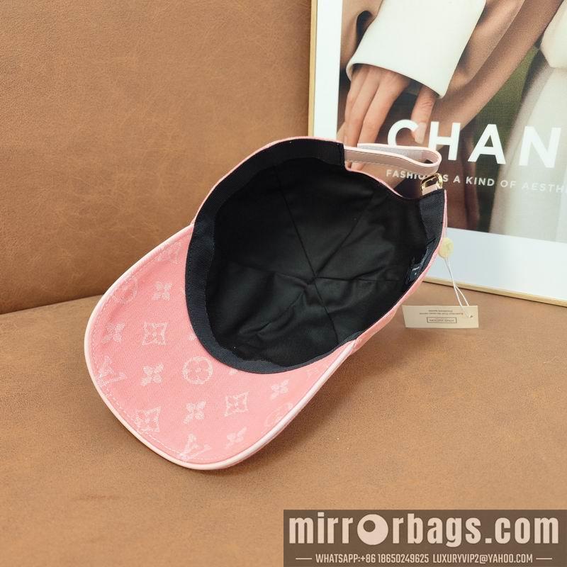 LV Hat dx80