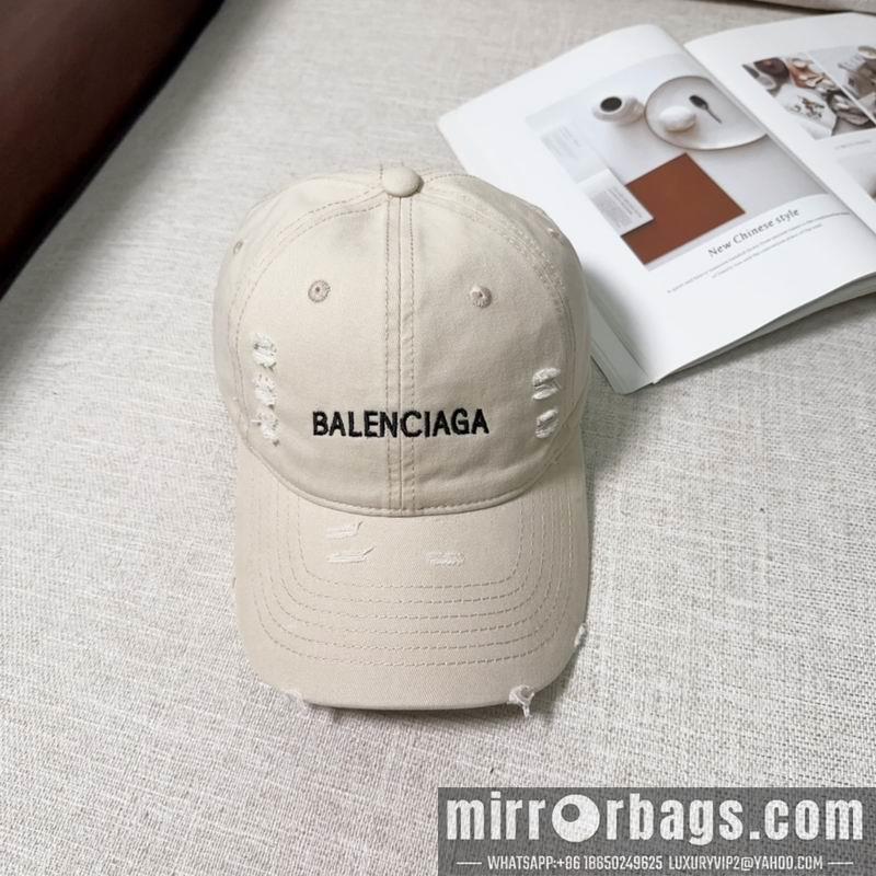 Balenciaga Hat dx115