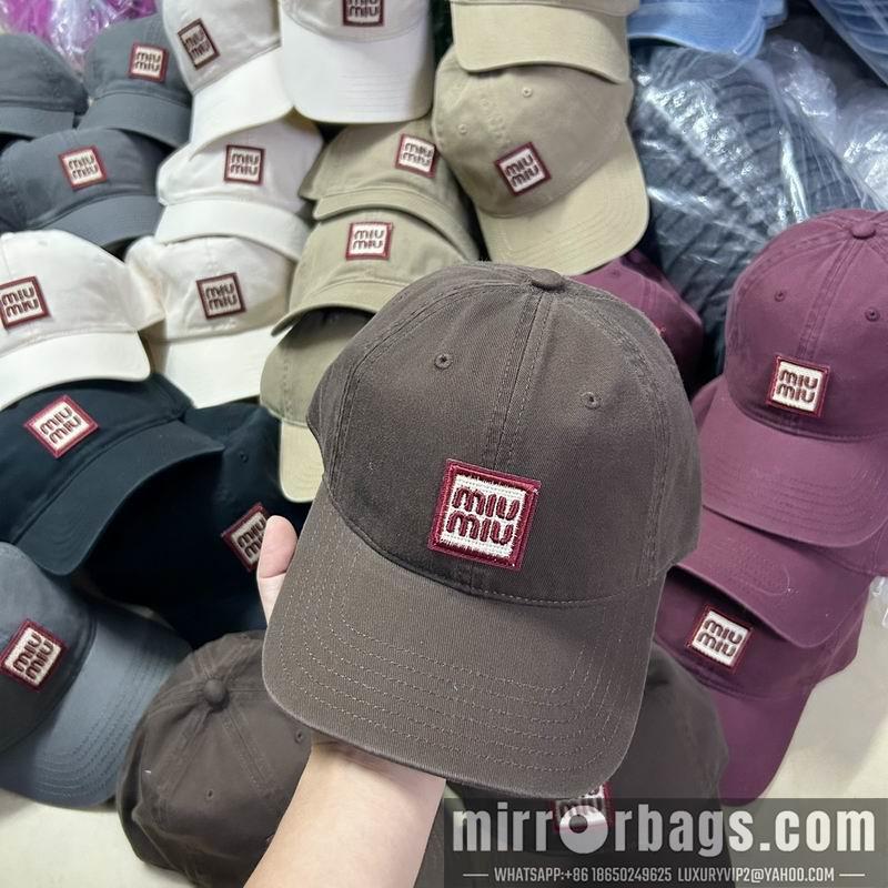 Miumiu Hat dx71