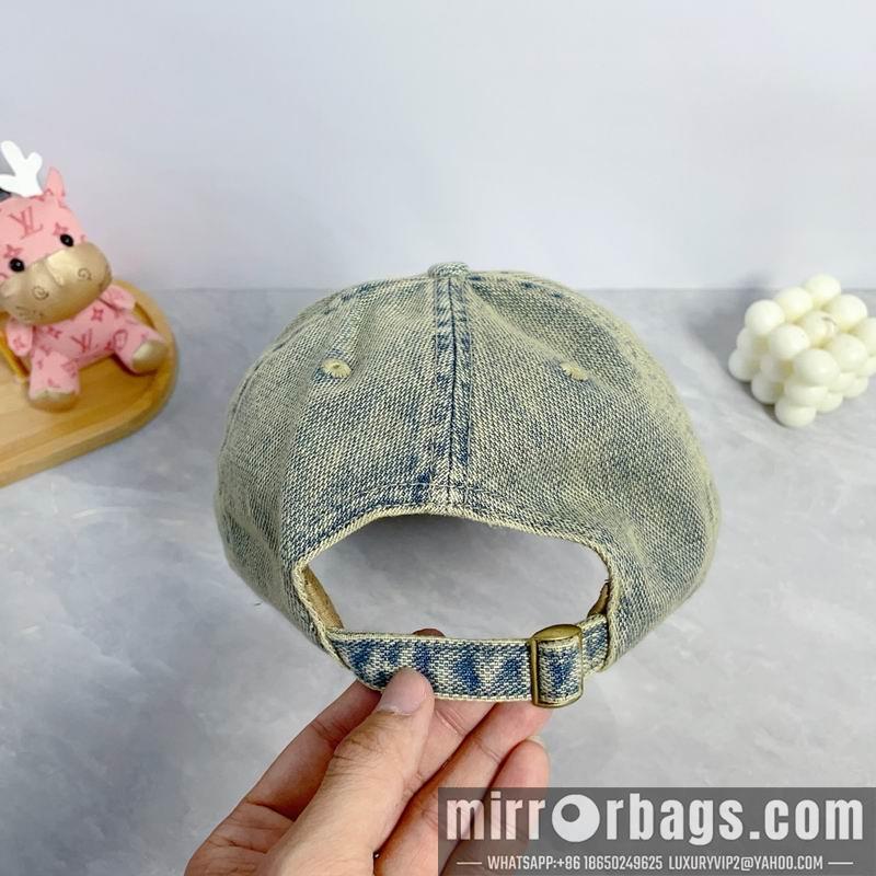 Miumiu Hat dx46