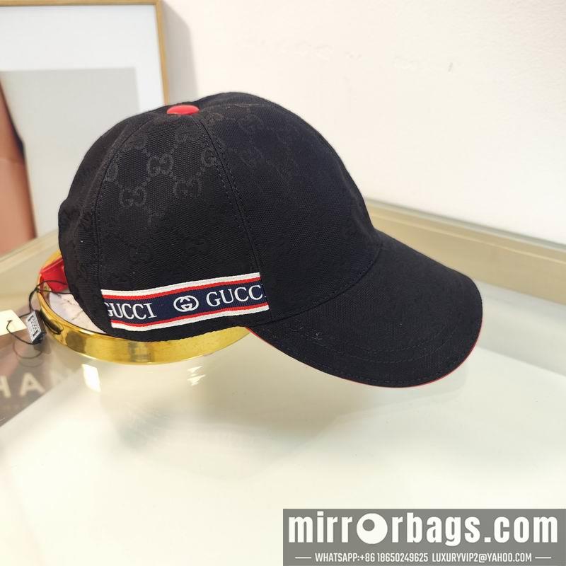 Gucci Hat dx10
