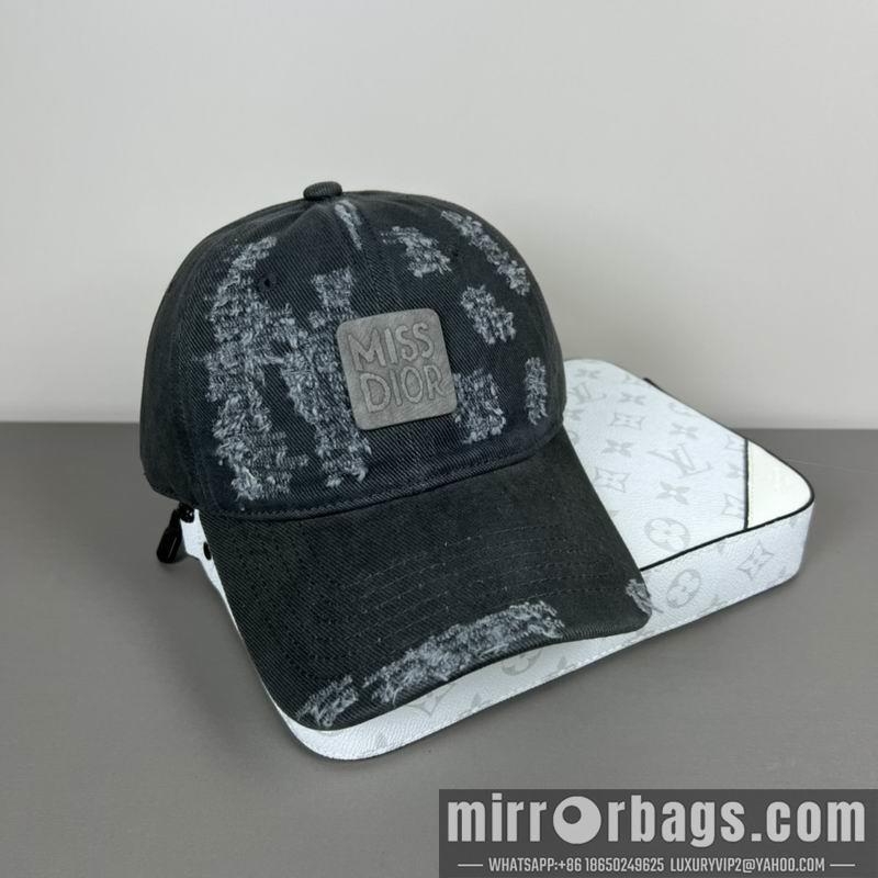 Dior Hat dx07