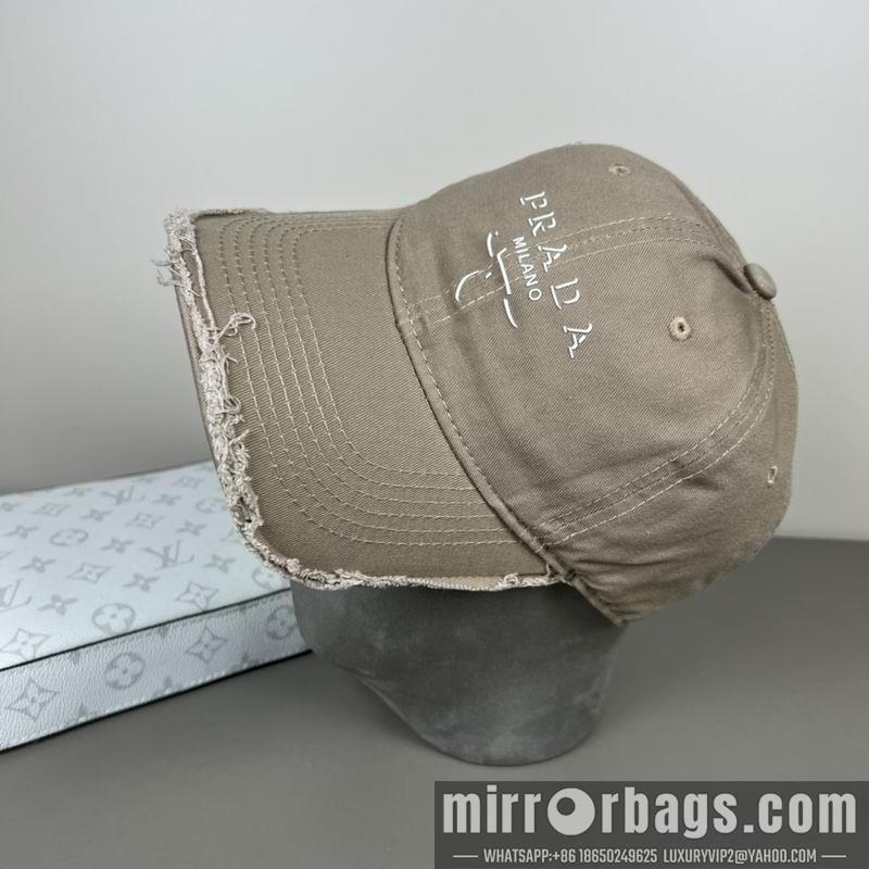 Prada Hat dx30