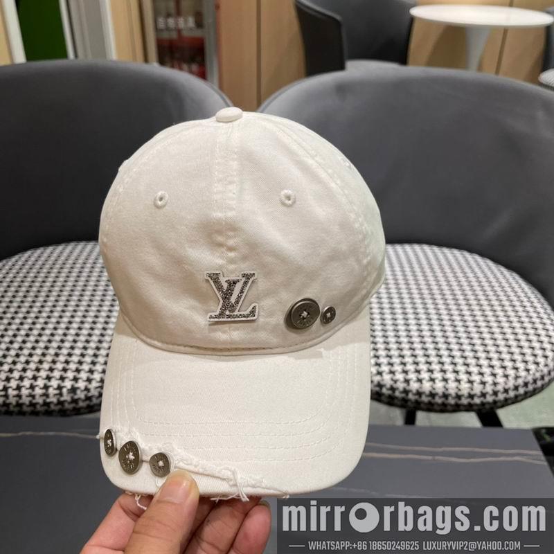LV Hat 102802