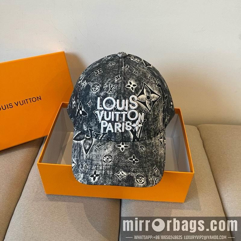 LV Hat dx35