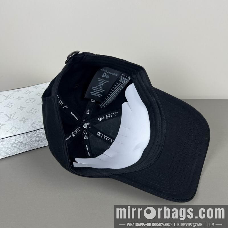 YSL Hat dx35