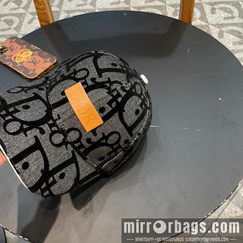 Dior Hat 032001
