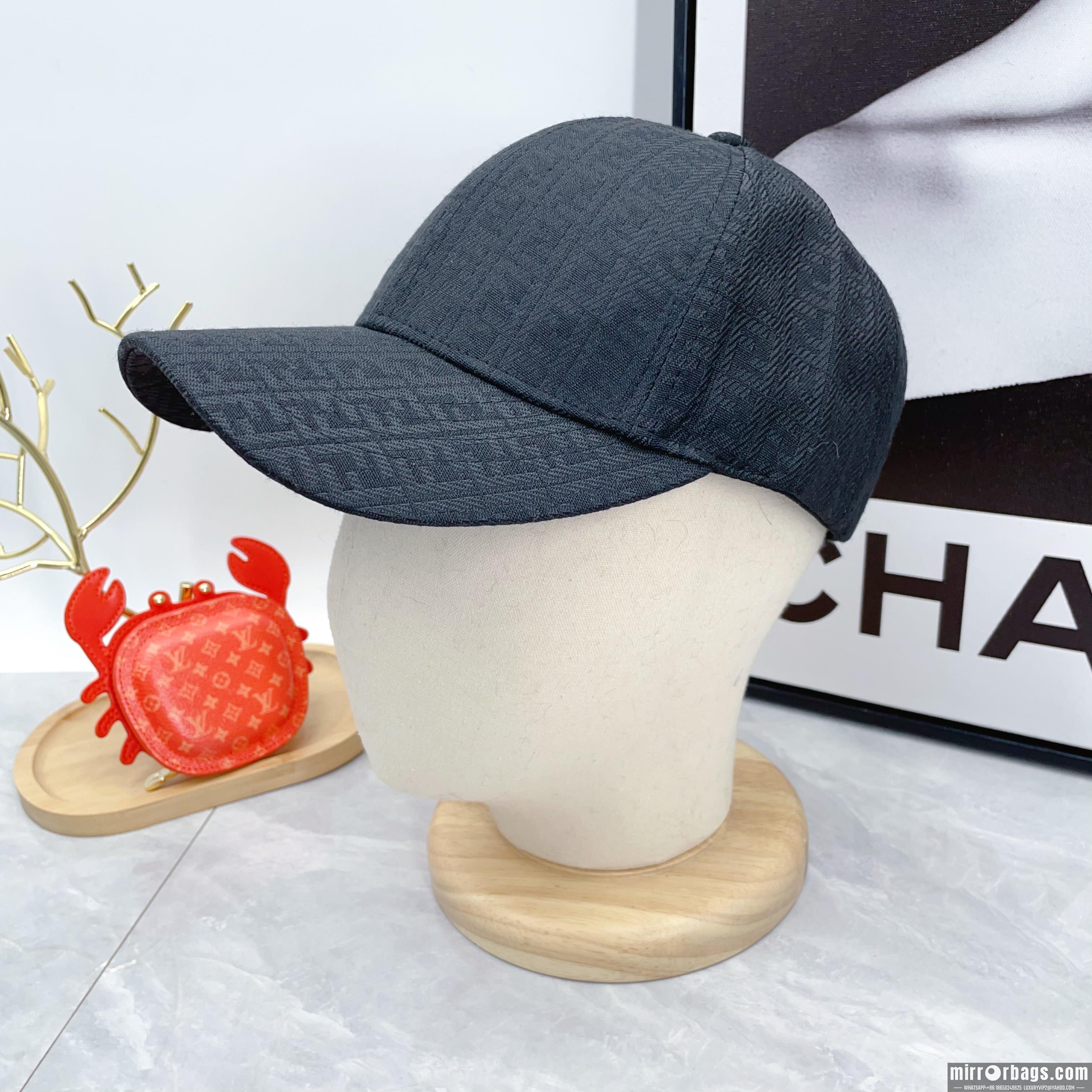 Fendi Hat dx64