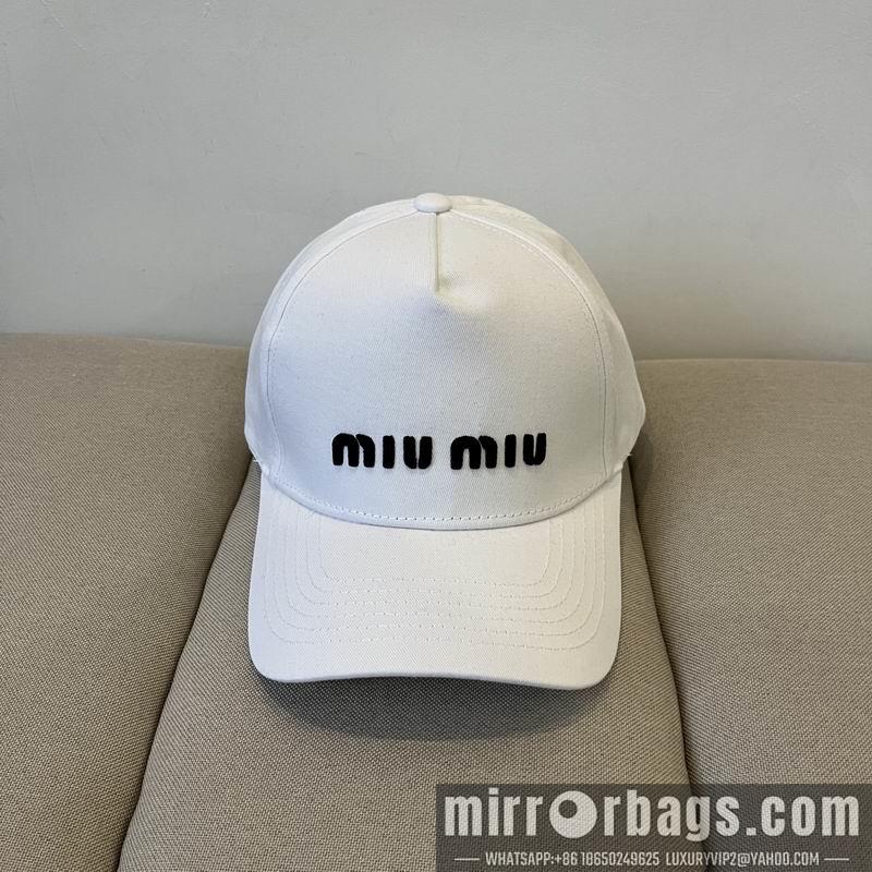 Miumiu Hat dx18