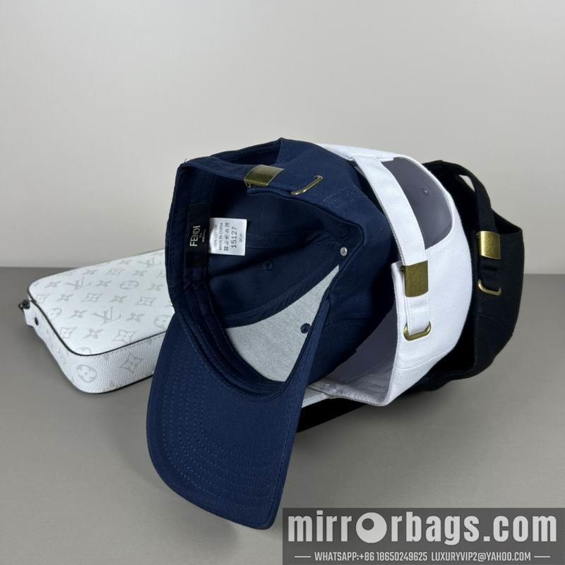 Fendi Hat dx76