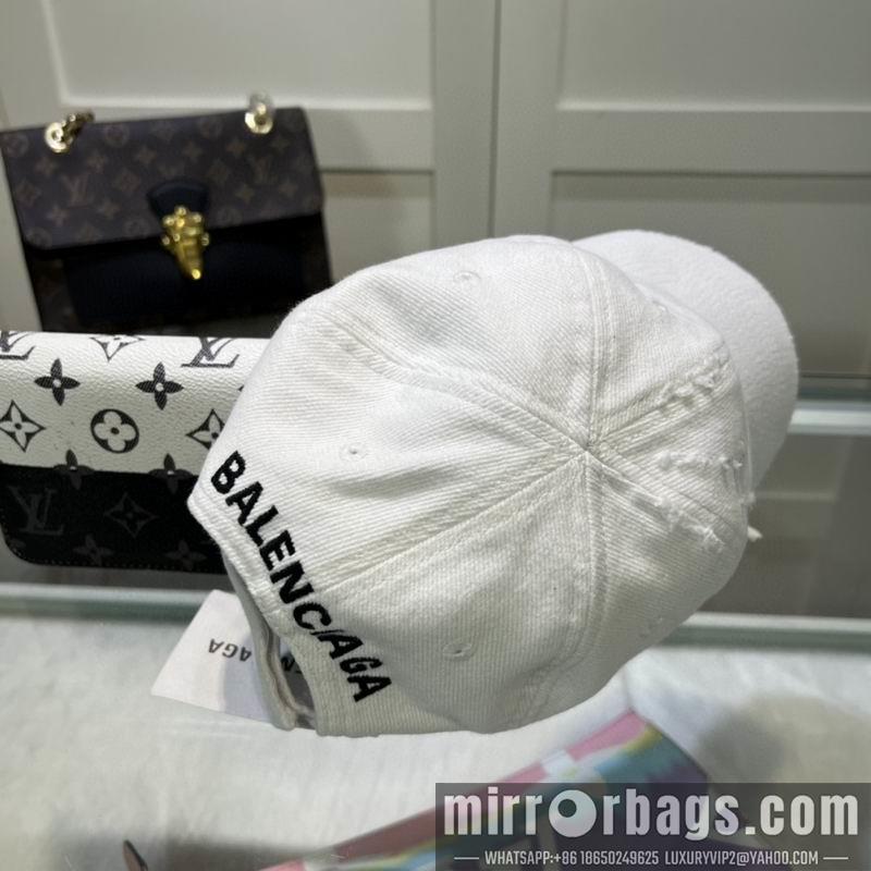 Balenciaga Hat dx63