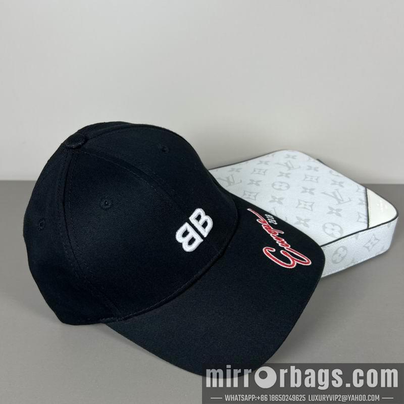 Balenciaga Hat dx32