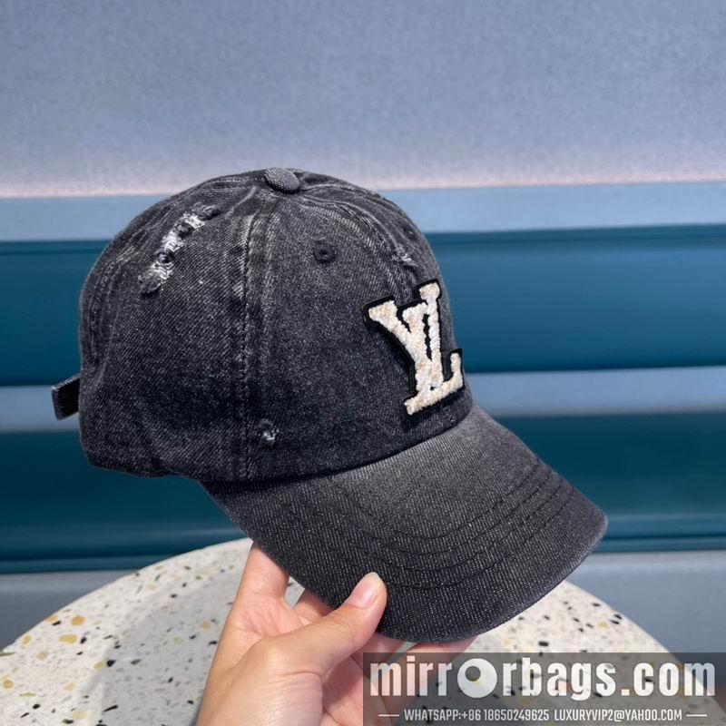 LV Hat 072207