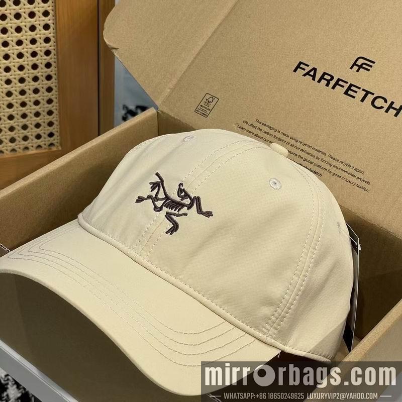 Arcteryx Hat dx12