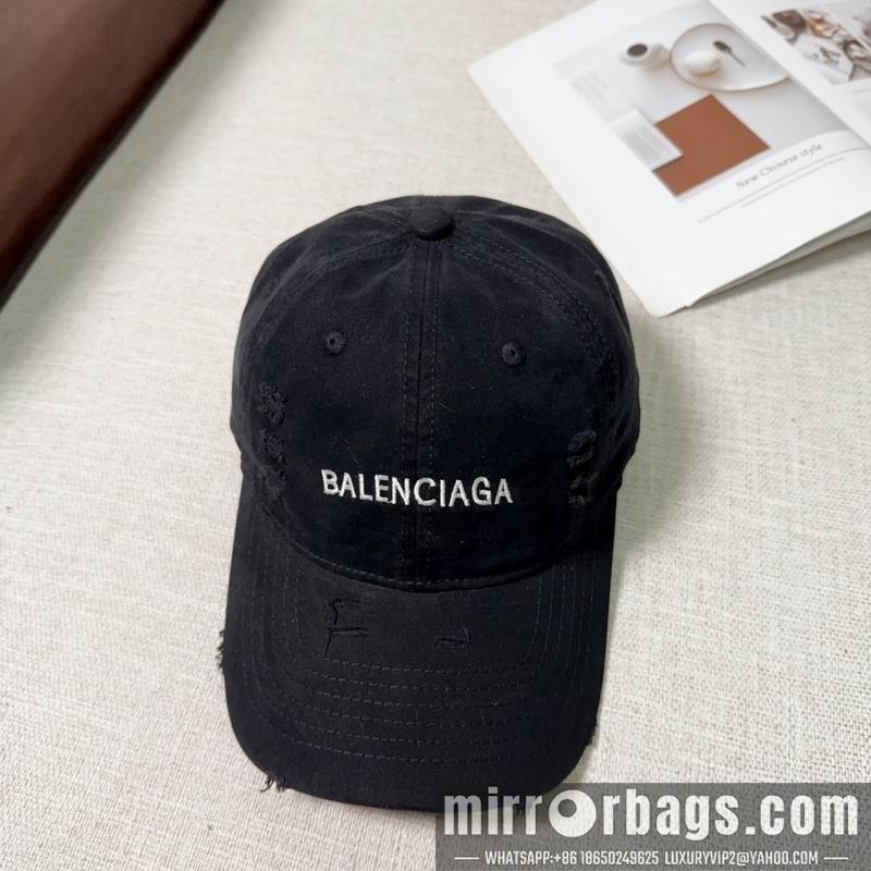 Balenciaga Hat dx115