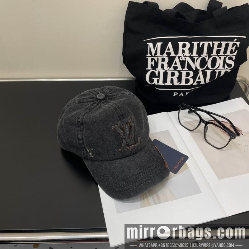 LV Hat 072206