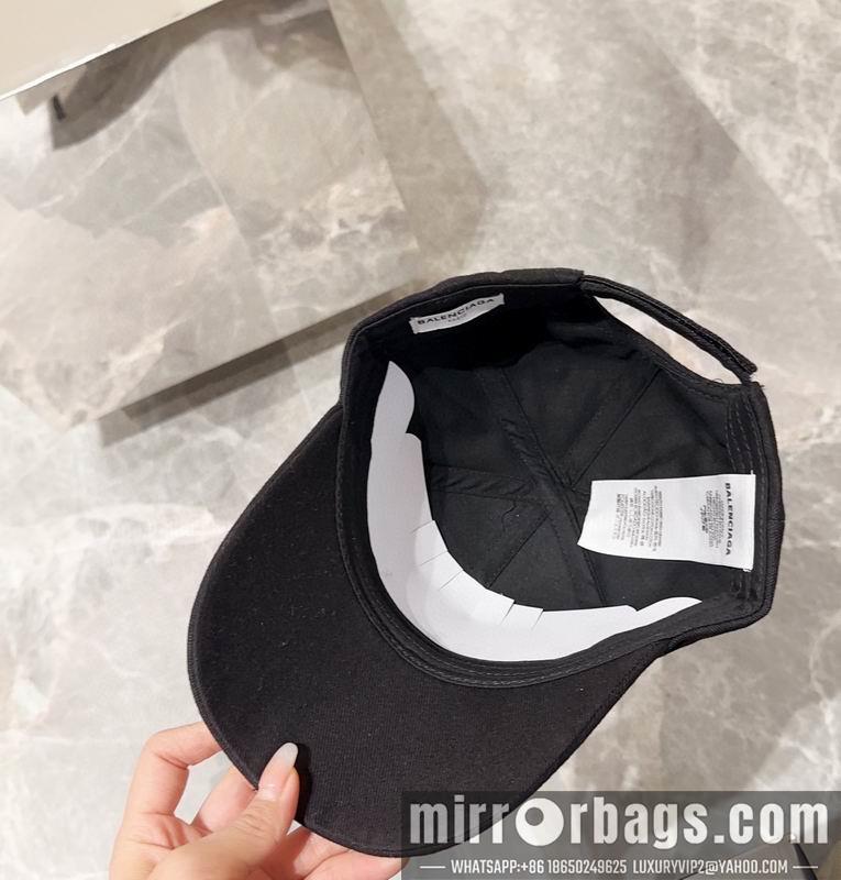 Balenciaga Hat 072301