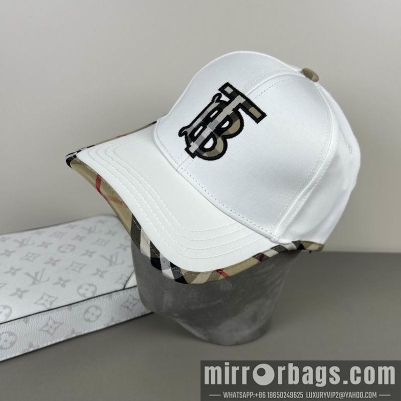 Burberry Hat dx18