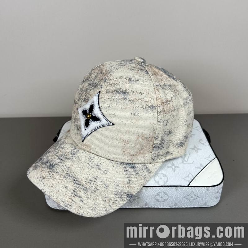 LV Hat dx17