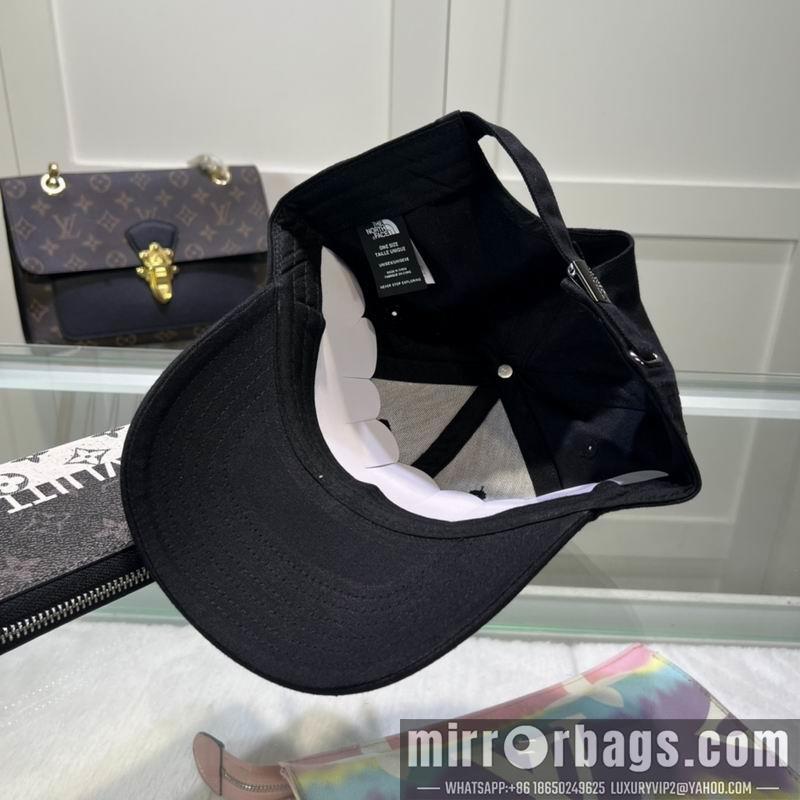 The North Face Hat dx03