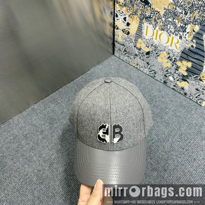 Balenciaga Hat dx114