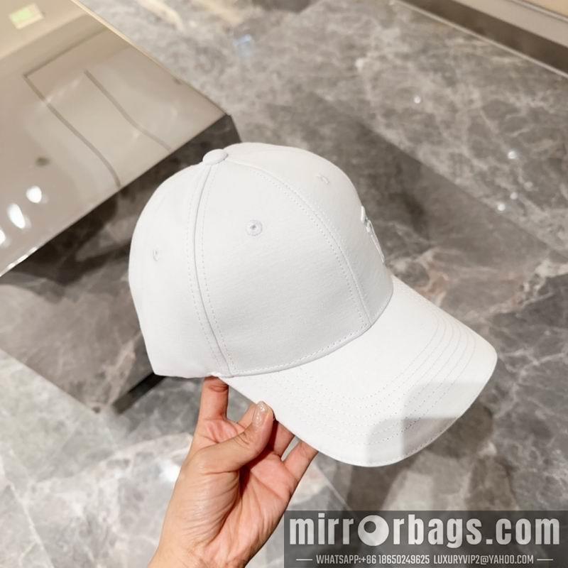 Burberry Hat dx11
