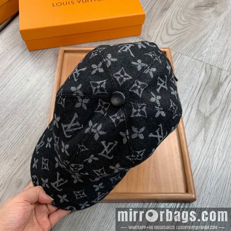 LV Hat dx171